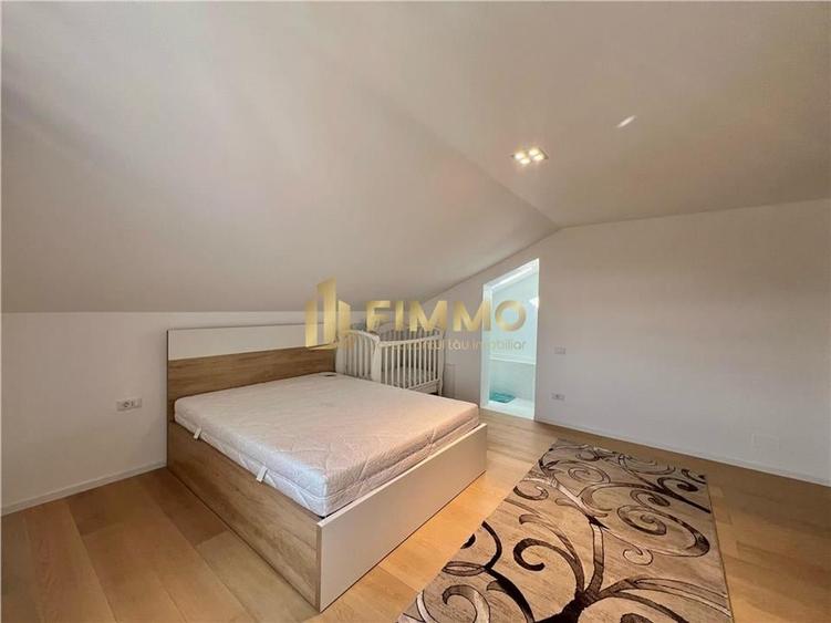 Casă individuală cu 5 camere cu Teren 1600 Mp în Pătrăuți