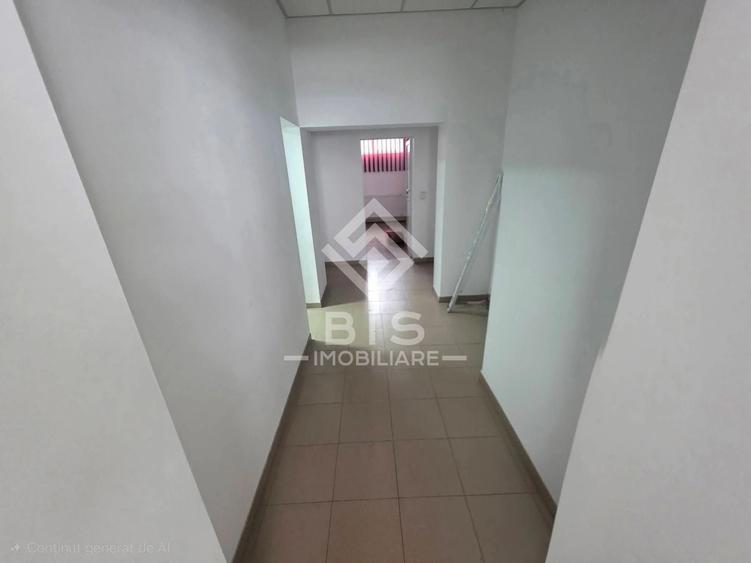 Spațiu comercial, de 80 mp, în Sud