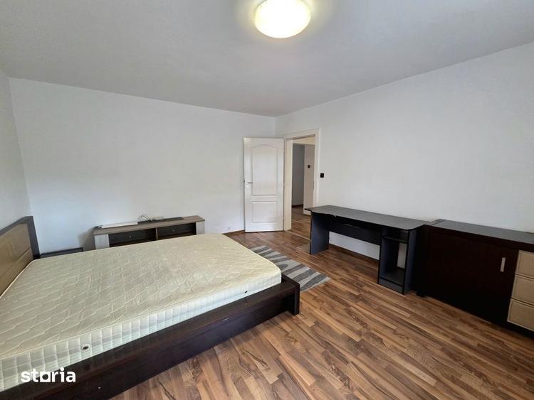 Apartament cu 4 camere decomandat, mobilat în Mărăști