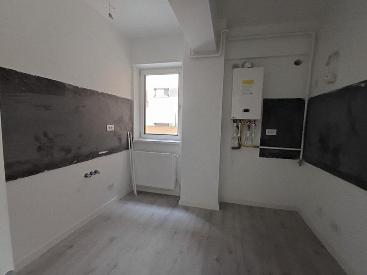 Apartament cu 3 camere decomandat în Frumoasa
