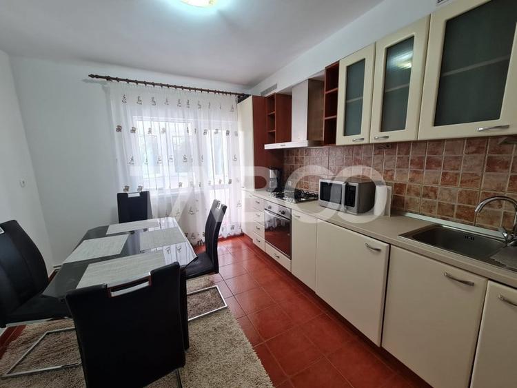 Apartament spatios cu 3 camere si 2 bai plus balcon in zona Central - 6