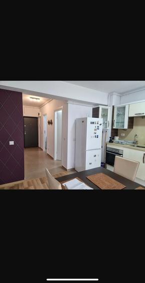 Apartament cu 3 camere decomandat în Exterior Vest