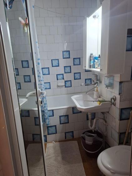 Apartament cu 2 camere semidecomandat în Micro 38
