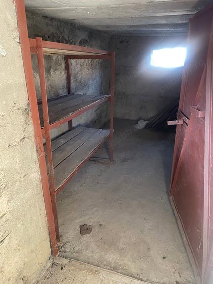 Casă cu Teren 2100 Mp în Hotar