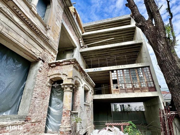 Casă cu 4 camere cu Teren 471 Mp în Universitate