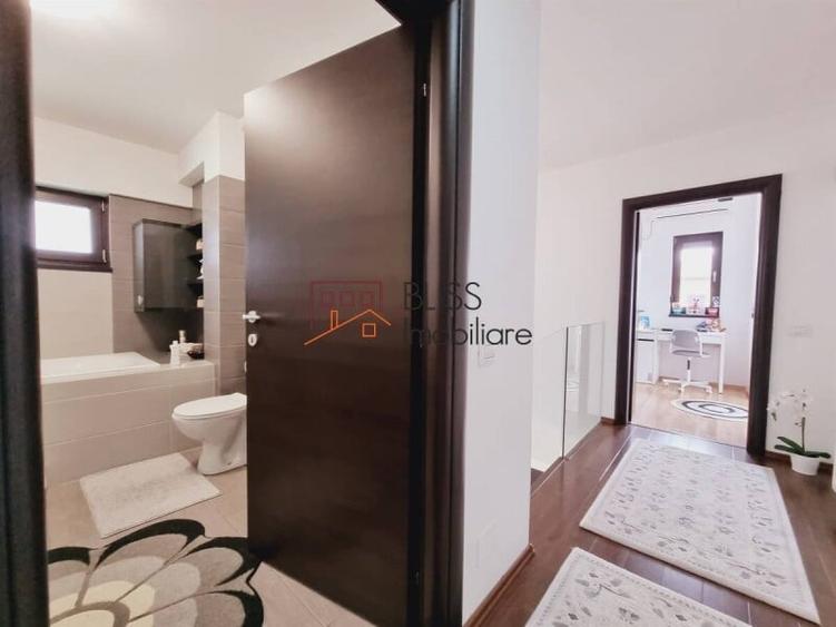 Casă cu 3 camere cu Teren 330 Mp în Pipera