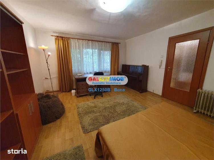 Garsonieră decomandată, mobilată în Muncii