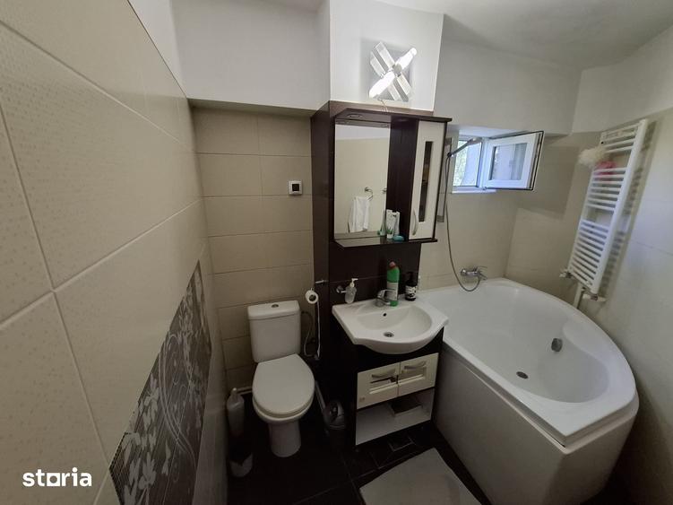 Apartament 3 camere 2 bai centrala gaz Brotacei - 10