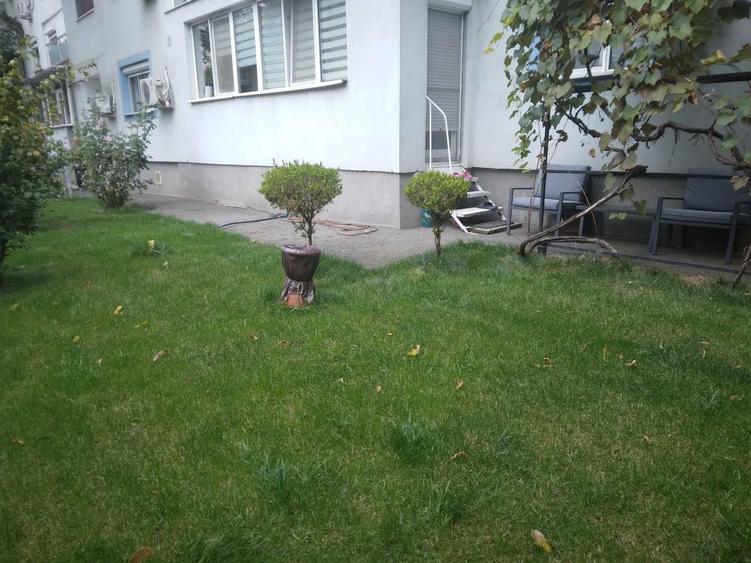 Apartament cu 3 camere decomandat în Herăstrău