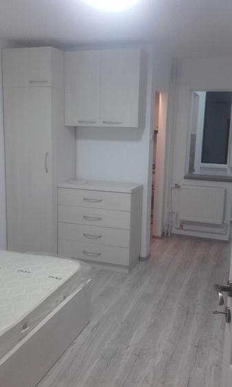 Garsonieră decomandată în Exterior Vest