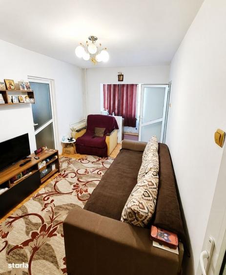 Apartament cu 2 camere semidecomandat în Valea Rosie