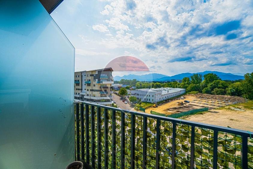 Apartament cu 3 camere decomandat, mobilat în Sânpetru