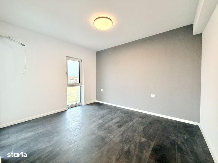 Casă cu 4 camere în Moșnița Veche
