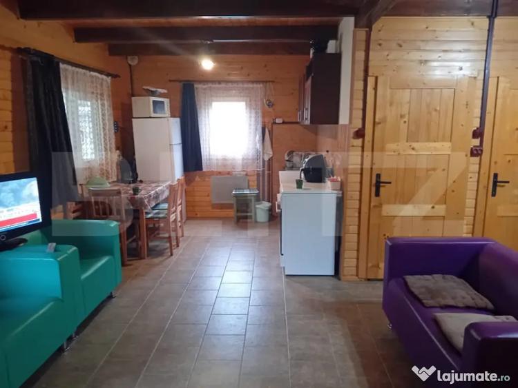 Casă cu 3 camere cu Teren 740 Mp în Central