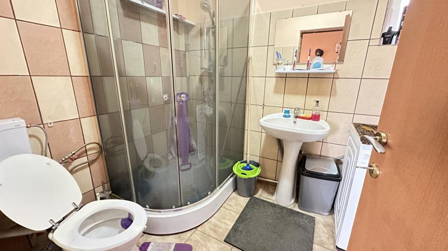 Casă cu 4 camere cu Teren 300 Mp în Fântânele