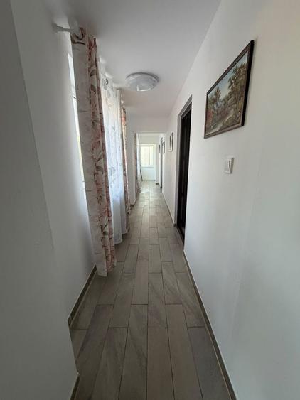 Casă individuală cu 4 camere cu Canalizare în Berceni