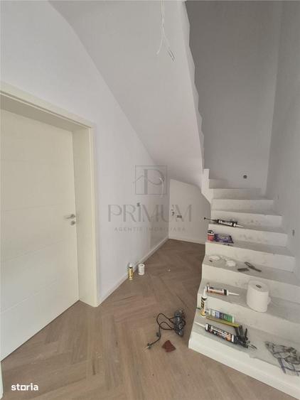 Casă cu 4 camere în Central