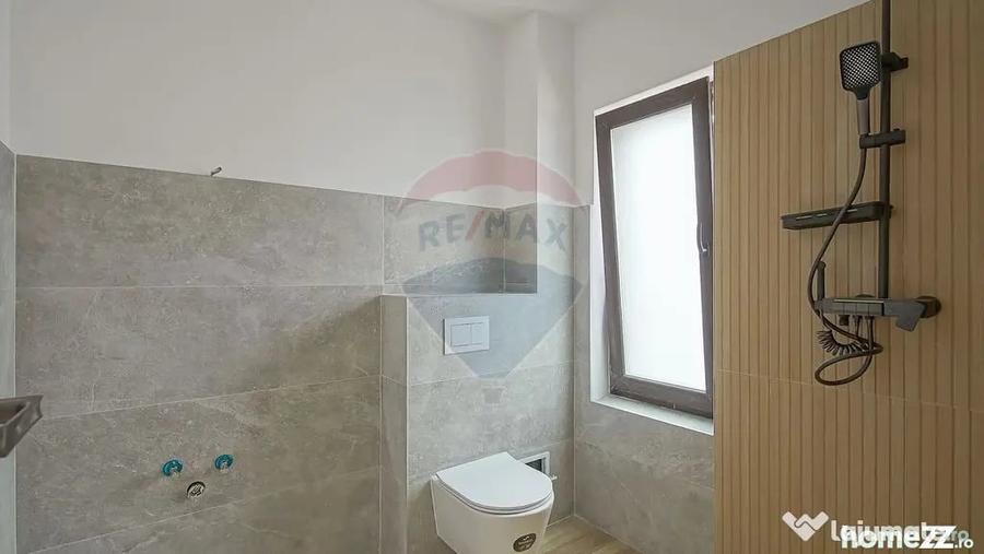 Casă cu 4 camere cu Teren 220 Mp în Baciu