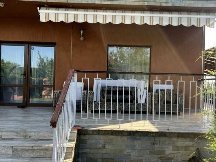 Casă cu 4 camere în Băicoi