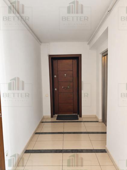 Apartament cu 3 camere semidecomandat în Ștefăneștii de Jos