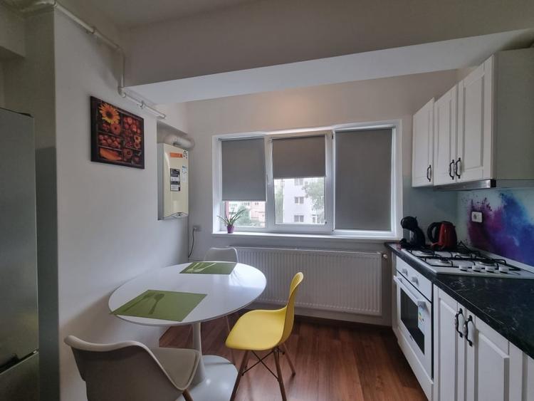 Apartament cu 2 camere semidecomandat, mobilat în Ștefan cel Mare