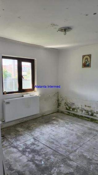 Casă individuală cu 2 camere cu Teren 300 Mp în Lumina