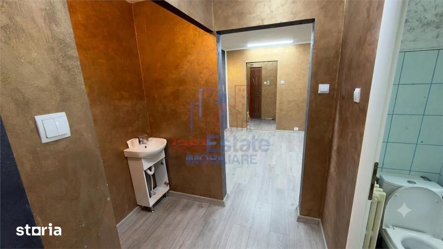 Spațiu comercial, de 48 mp, în Podu Roș