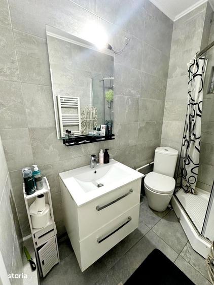 Apartament cu 3 camere în Traian