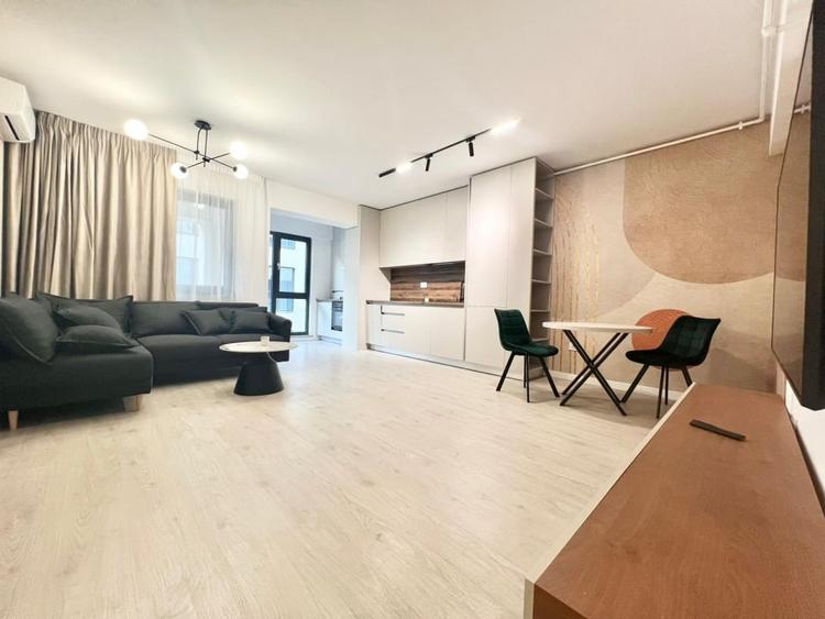 Apartament cu 2 camere semidecomandat, mobilat în Pipera — fotografia 1