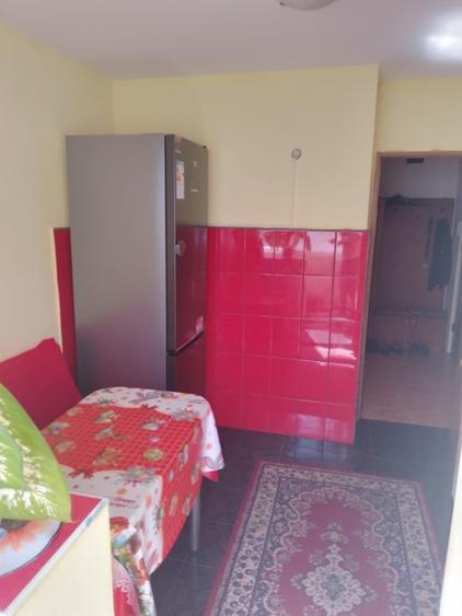 Inchiriez apartament in zona rogerius - 4