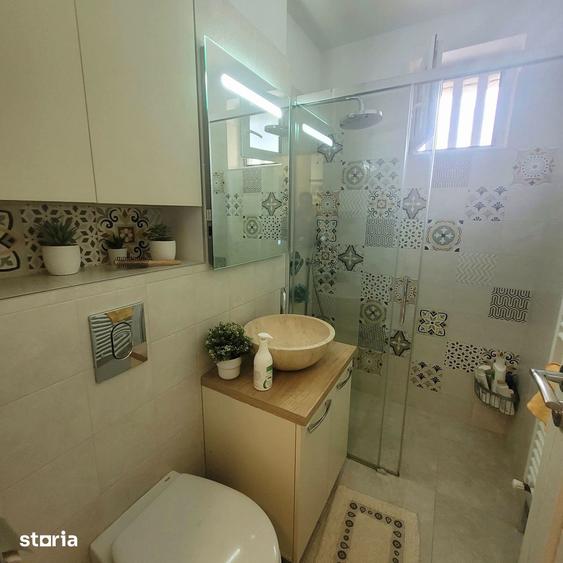 Apartament cu 2 camere semidecomandat, mobilat în Ștrand