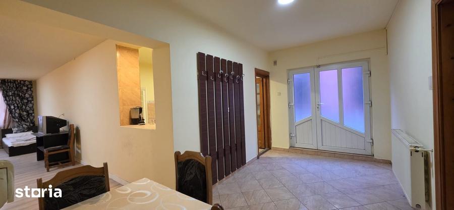 Casă cu 4 camere decomandat cu Teren 50 Mp în Calea Aradului