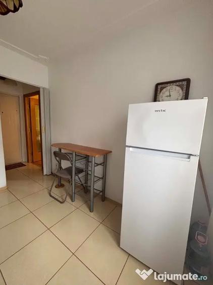 Garsonieră în Nicolina