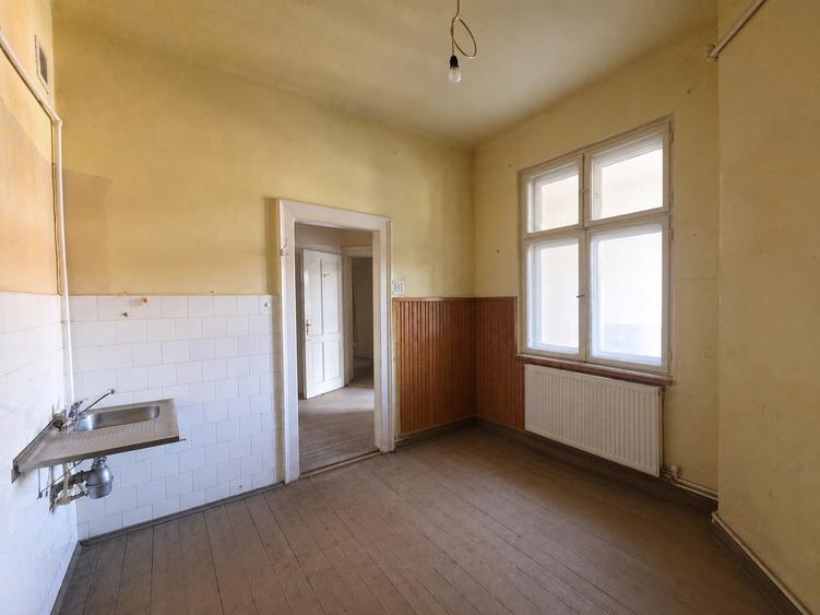 Apartament cu 2 camere semidecomandat în Ultracentral