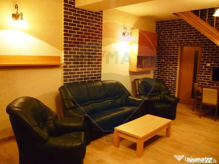 Casă cu 3 camere cu Teren 300 Mp în Subcetate