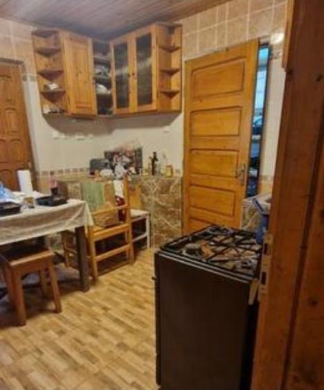 Casă individuală cu 5 camere cu Canalizare în Gura Beliei