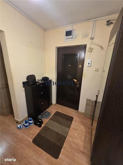 Apartament cu 3 camere decomandat în Cloșca