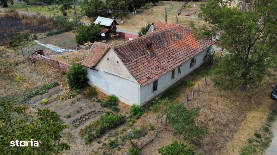 Casă cu 4 camere cu Teren 2208 Mp în Voiteg