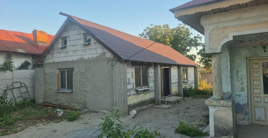 Casa / Proprietate de vanzare - 3