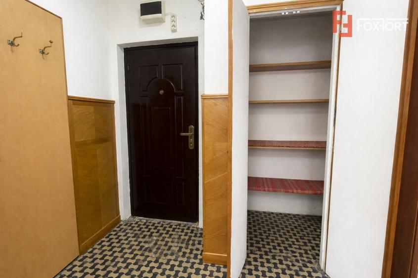 Apartament cu 2 camere nedecomandat, mobilat în Podgoria