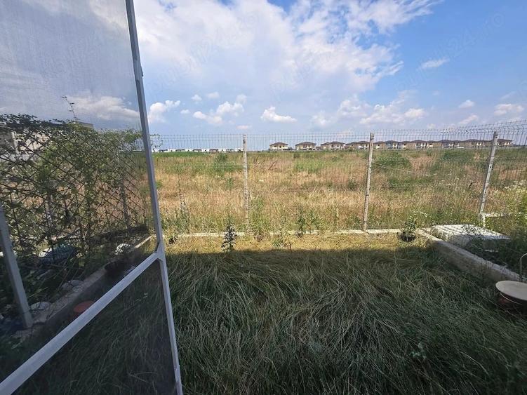 Casă cu 3 camere cu Teren 110 Mp în Dobroești