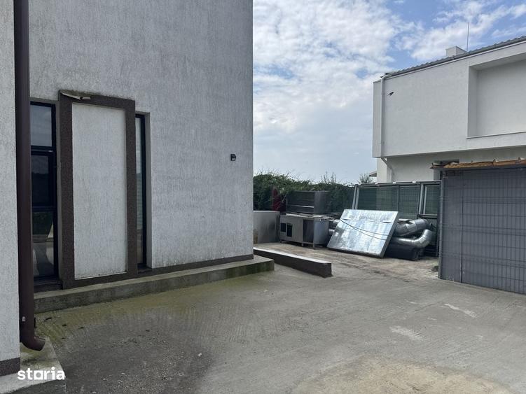 Casă cu 4 camere în Ștefăneștii de Sus