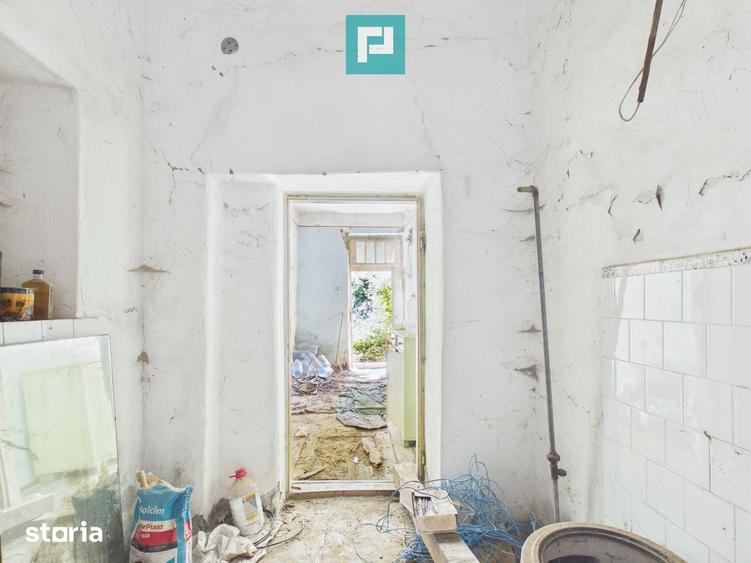 Casă cu 6 camere cu Teren 1440 Mp în Zerind