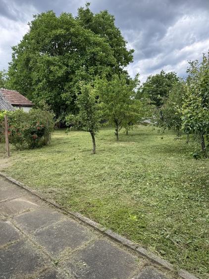 Casă cu 4 camere în Sub Arini