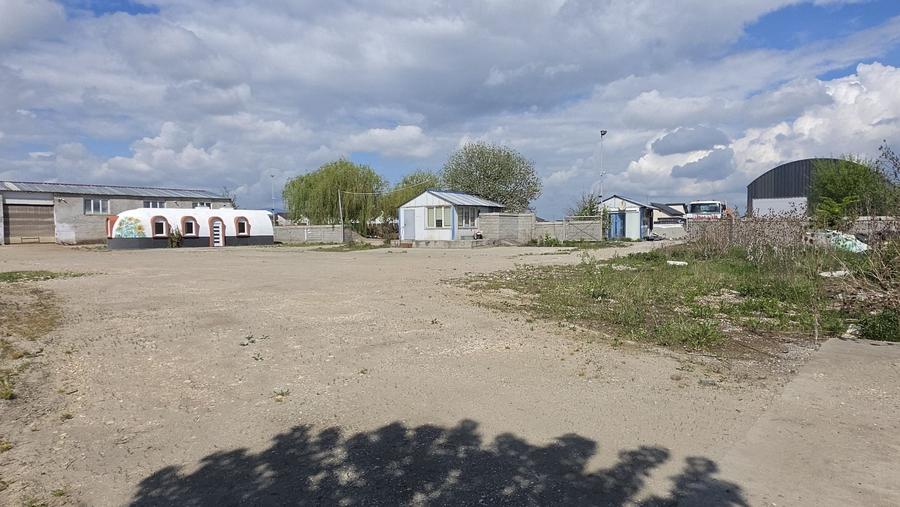 Spațiu industrial, de 450 mp, în Sânpetru