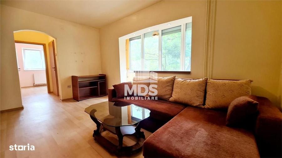 Apartament cu 2 camere semidecomandat în Dâmbovița