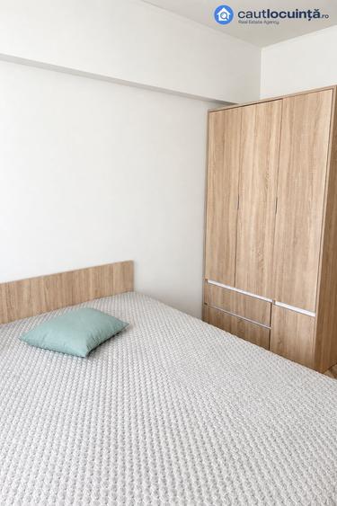Apartament cu 3 camere în Tei