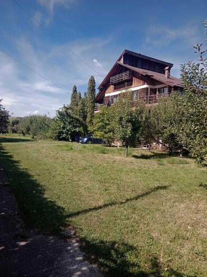 PROPIETAR URGENT Casa duplex BRAN arpox 300m utili, 1300mp teren - 2 case la pret de 1 apartament !!! - 6
