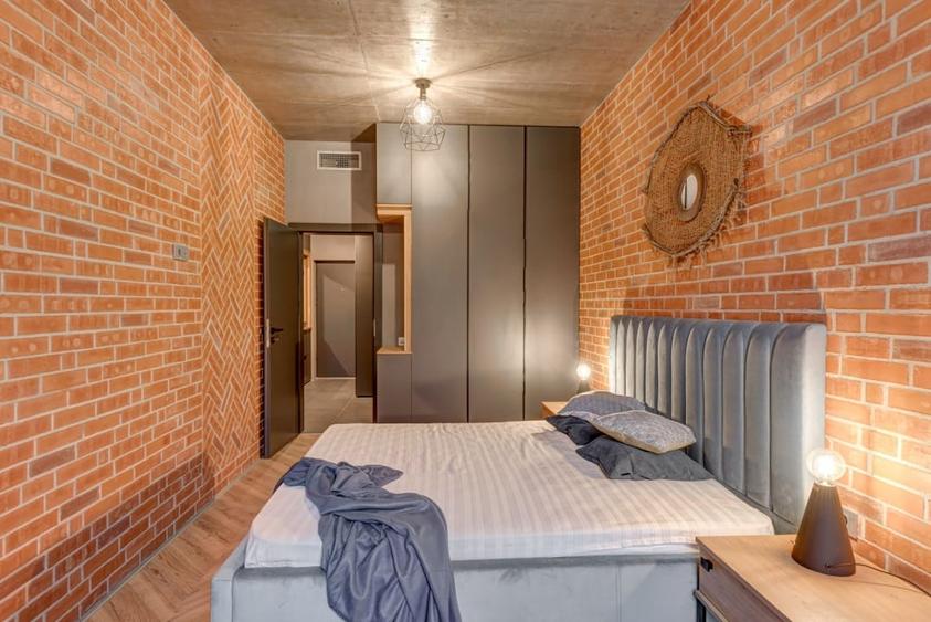 Apartament cu 2 camere decomandat, mobilat în Mogoșoaia