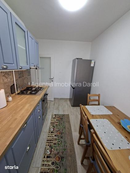 Apartament trei camere, et. 3/4, C-tin Brancu?i-Curtea de Apel